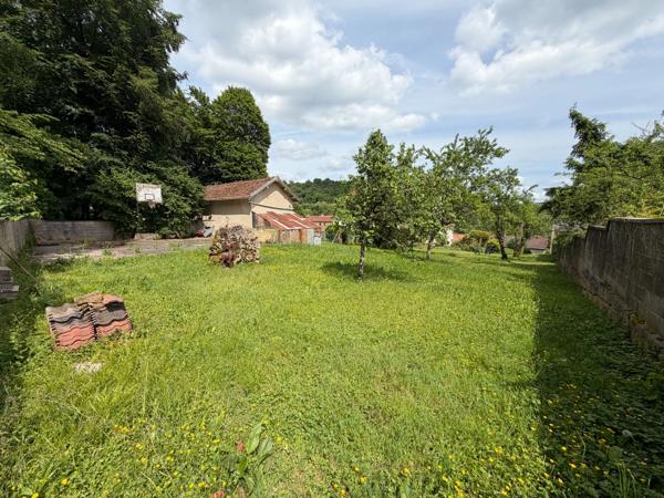 SUR LES HAUTEURS DE NEUVES-MAISONS