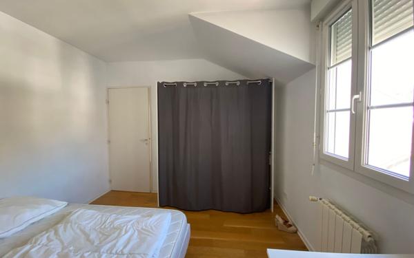 Appartement à louer    4 pièces •  La Rochelle