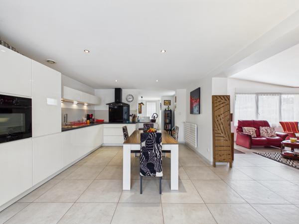 Maison de plain-pied - 120 m2 - Marly