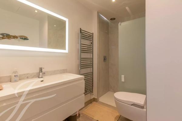 Cap d'Antibes | Appartement récent