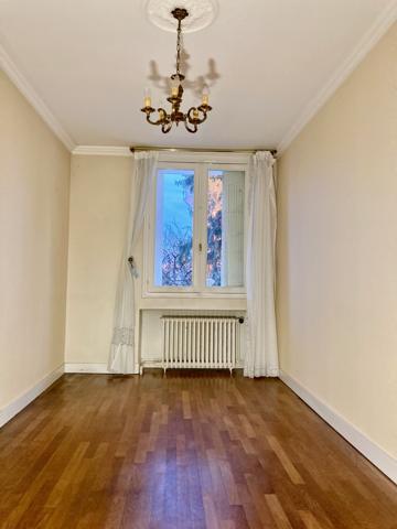 POITIERS, Maison d'environ 164m²