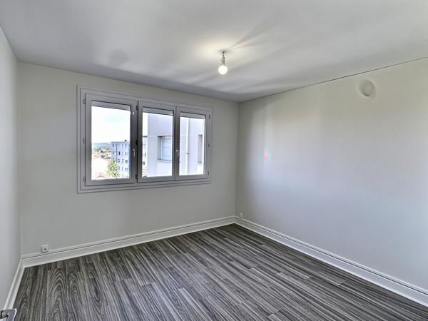 Appartement Clermont Ferrand 4 pièce(s) 85.57 m2