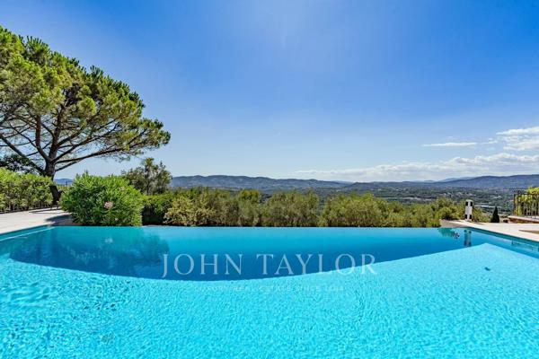 Castellaras, proche Mougins - Propriété d'exception avec vue époustouflante jusqu'à la mer