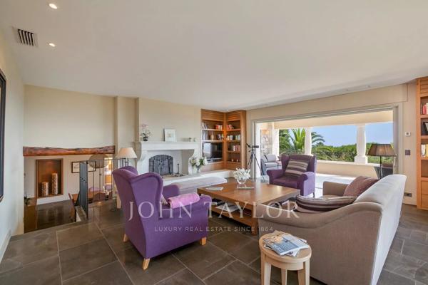 Castellaras, proche Mougins - Propriété d'exception avec vue époustouflante jusqu'à la mer