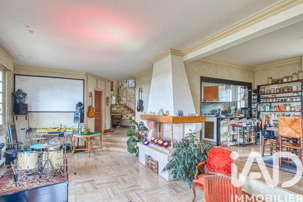 Maison à vendre 10 pièces 350 m² Orgeval