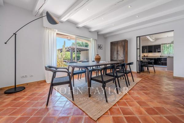Superbe villa familiale au calme absolu avec vue village