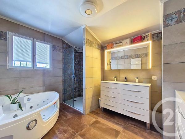 Maison à vendre  5 pièces - 164,96 m2 VILLENEUVE LOUBET - 06