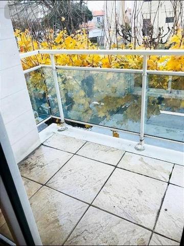 Appartement à vendre à La Rochelle en Charente-Maritime (17000), ref : 17050-FOUR