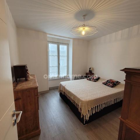 DINAN (22) Plein centre ville Appartement T3 avec 2 chambres au 2ème Etage, aucun travaux