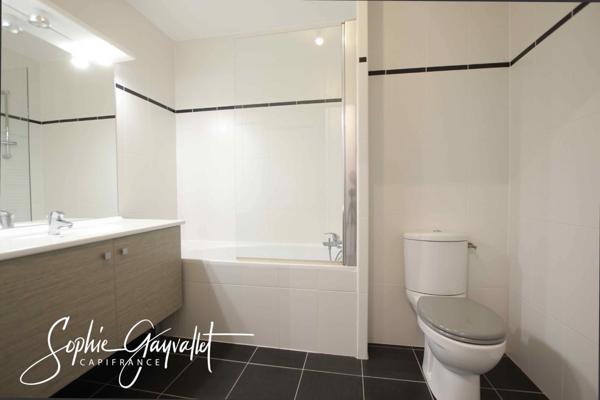 DERNIER ÉTAGE - T2 LUMINEUX AVEC TERRASSE ET GARAGE – VENELLES