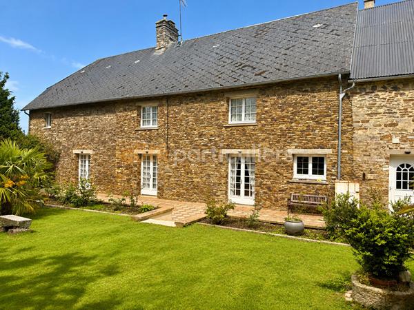 Vente
                Maison153,5 m² - 6 Pièces -
                    QUIBOU (50750)