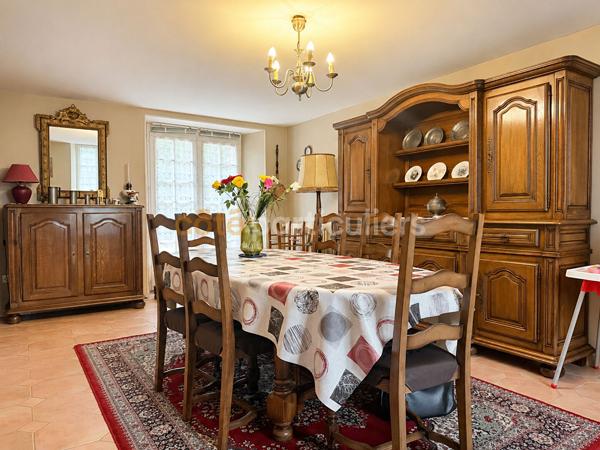 Vente
                Maison153,5 m² - 6 Pièces -
                    QUIBOU (50750)