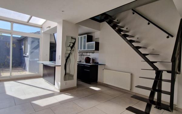 Maison à vendre    3 pièces • 87,72 m2 Saint-Quentin