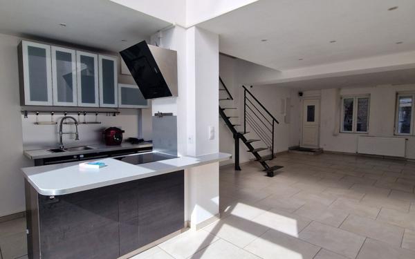 Maison à vendre    3 pièces • 87,72 m2 Saint-Quentin