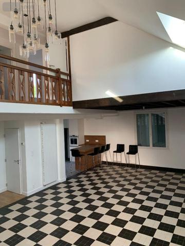 Maison à louer à Rennes en Ille-et-Vilaine (35000), ref : 001-2458   
JEANNE D'ARC