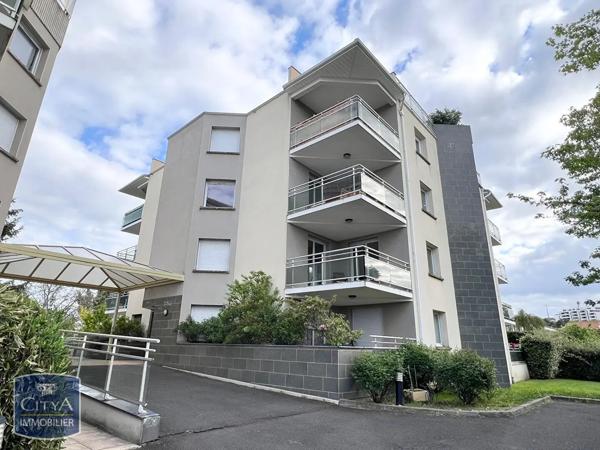 Appartement à louer 3 pièces 66.15m² Clermont-Ferrand (63000)