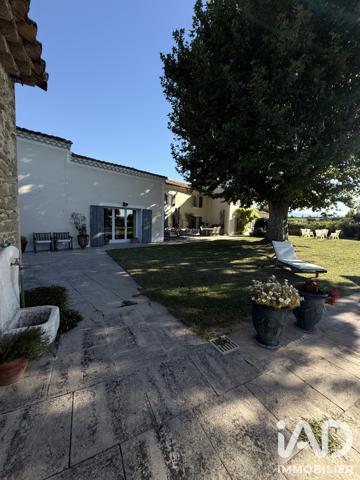 Maison à vendre 8 pièces 315 m² Carpentras
