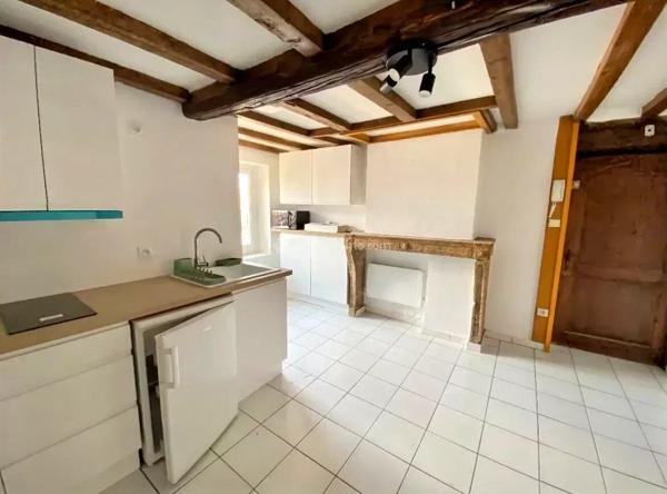 Location                                                      Appartement
                        
                     2 pièces                      37 m2                     à Vienne