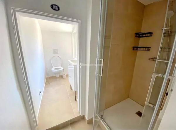 Location                                                      Appartement
                        
                     2 pièces                      37 m2                     à Vienne