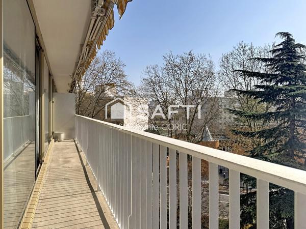 REPUBLIQUE / POINT DU JOUR - APPARTEMENT FAMILIAL 4 PIECES - 90 m² - 3 CHAMBRES