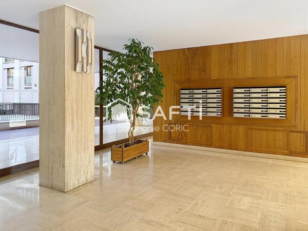 REPUBLIQUE / POINT DU JOUR - APPARTEMENT FAMILIAL 4 PIECES - 90 m² - 3 CHAMBRES