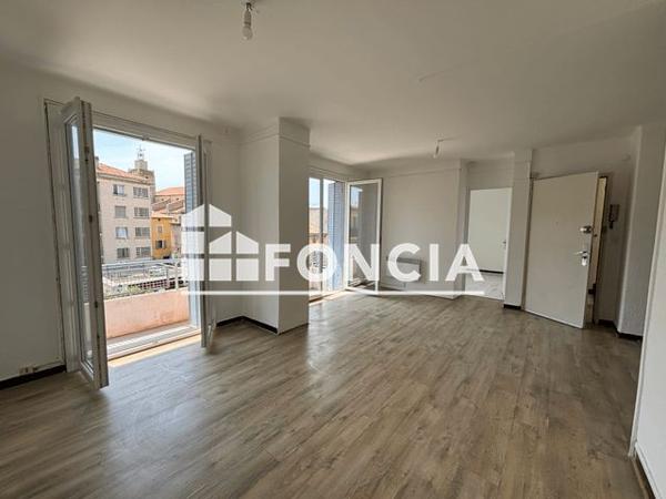 Location Appartement 2 pièces 45 m² - PLACE PERRIN La Seyne Sur Mer 83500