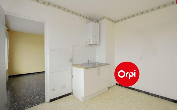 Appartement à vendre    2 pièces • 48 m2 Saint-Priest