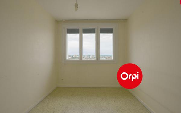 Appartement à vendre    2 pièces • 48 m2 Saint-Priest