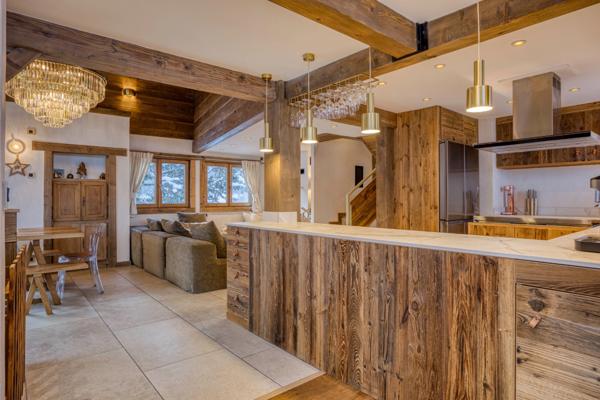 Chalet de luxe rénové – Accès direct aux pistes de ski à LA CLUSAZ (74)