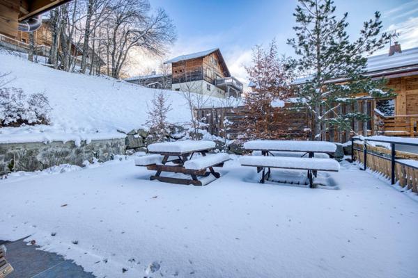 Chalet de luxe rénové – Accès direct aux pistes de ski à LA CLUSAZ (74)