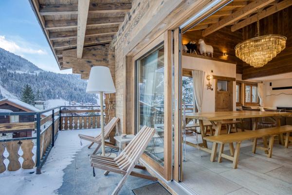 Chalet de luxe rénové – Accès direct aux pistes de ski à LA CLUSAZ (74)