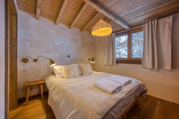 Chalet de luxe rénové – Accès direct aux pistes de ski à LA CLUSAZ (74)