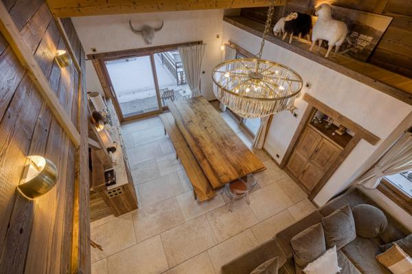 Chalet de luxe rénové – Accès direct aux pistes de ski à LA CLUSAZ (74)