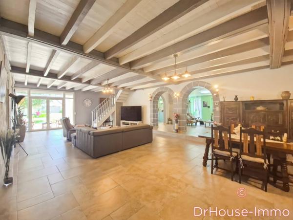 Maison à vendre 7 pièces de 225 m²