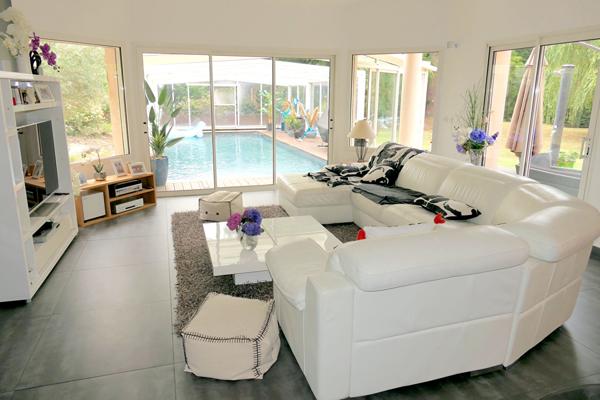 Propriété de 196 m2 - 4 Chambres - Piscine - Les Sorinieres - L'Agence Locale