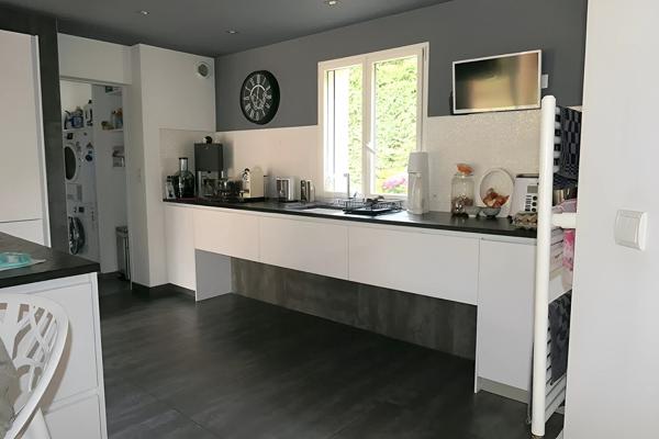 Propriété de 196 m2 - 4 Chambres - Piscine - Les Sorinieres - L'Agence Locale