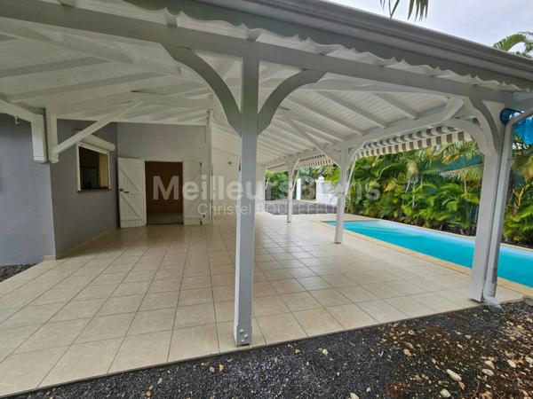 Villa 3ch proche bourg, piscine, citerne