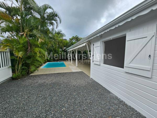 Villa 3ch proche bourg, piscine, citerne