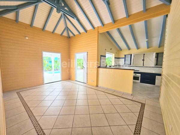 Villa 3ch proche bourg, piscine, citerne