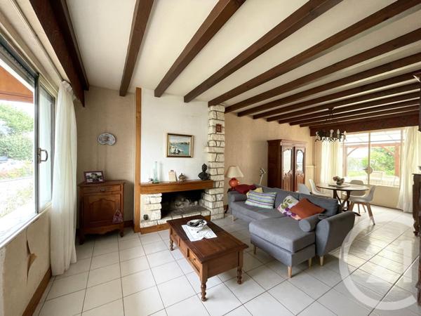 Maison à vendre  7 pièces - 153,99 m 2   ROYAN  - 17