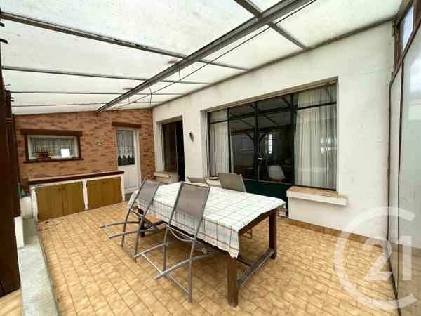 Maison à vendre  7 pièces - 153,99 m 2   ROYAN  - 17