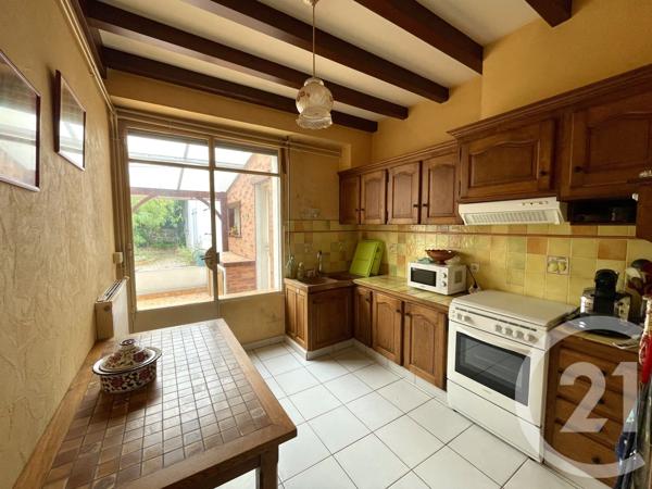 Maison à vendre  7 pièces - 153,99 m 2   ROYAN  - 17