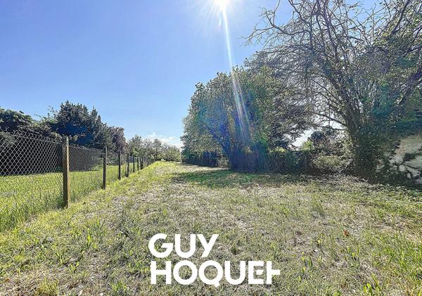 Maison en Pierre à Rénover + Grenier Aménageable et dépendances - 71260 FLEURVILLE