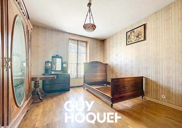 Maison en Pierre à Rénover + Grenier Aménageable et dépendances - 71260 FLEURVILLE