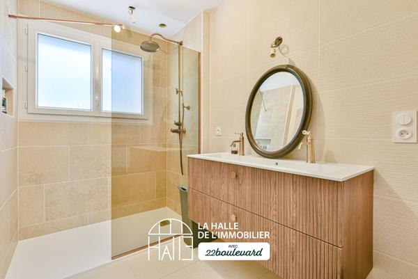 Maison
         6 pièces
        - 110 m² Exclusivité 259 900 € *
