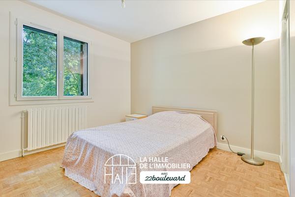 Maison
         6 pièces
        - 110 m² Exclusivité 259 900 € *