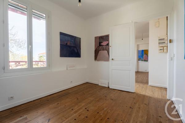 Appartement T3 à vendre  3 pièces - 48,86 m 2   BIARRITZ  - 64