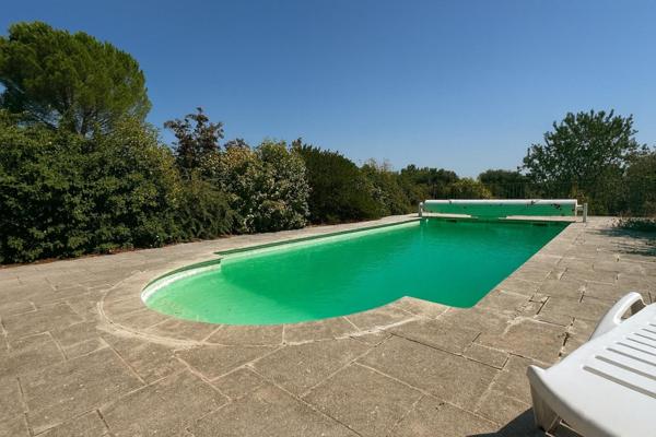 Forcalquier, maison sans vis à vis avec piscine