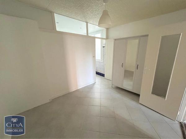 Appartement à louer 3 pièces 66m²
