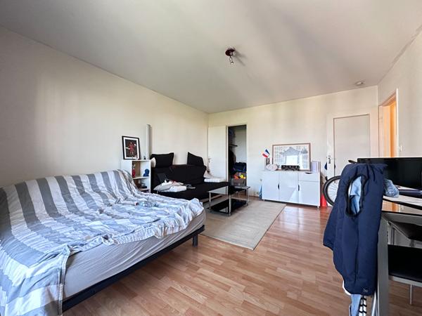 TYPE 1 - REIMS, AVENUE D'EPERNAY